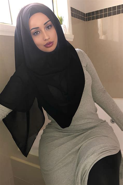 hijab blowjob Search